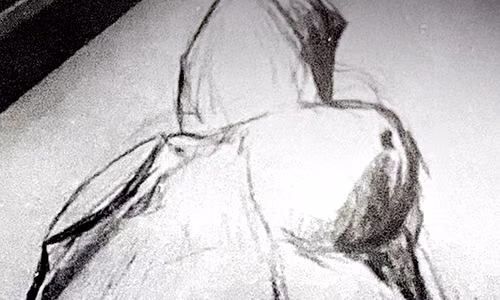 Reproduction du buste « Torse de l’action enchaînée » de Aristide Maillot. — Croquis au fusain.